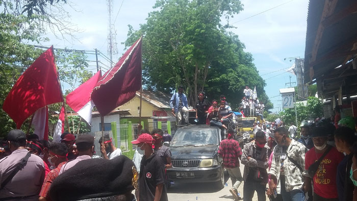 Puncak Hari Sumpah Pemuda Diwarnai Aksi Damai Dua Kelompok Massa di Malaka