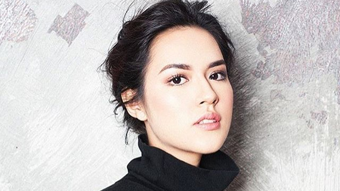 Video Raisa Sedang Asyik Goyang di Belakang Panggung Jadi Bahan Nyinyiran Netizen. Kok Bisa?
