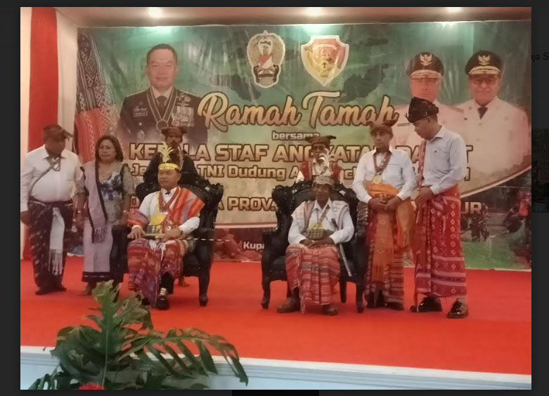 KASAD Jenderal Dudung Dinobatkan jadi Pangeran Oleh Raja Sonbai di Kupang, NTT