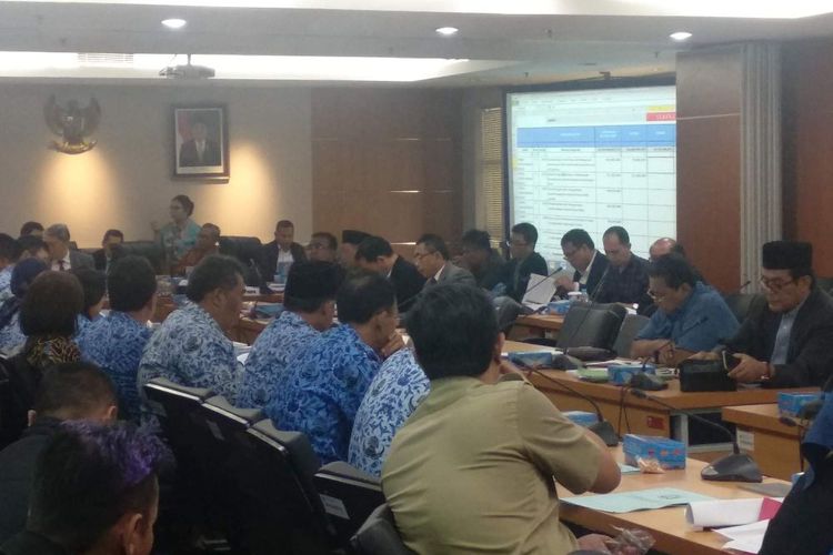 rapat-kua-ppas-di-dprd-dki-jakarta.jpg