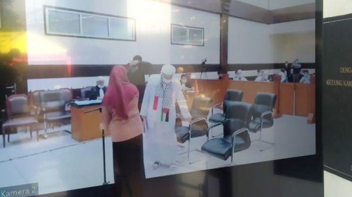 Sebut Nama Jokowi & Raffi Ahmad dalam Pledoinya, Rizieq Shihab Beberkan Alasan: Di Maumere NTT