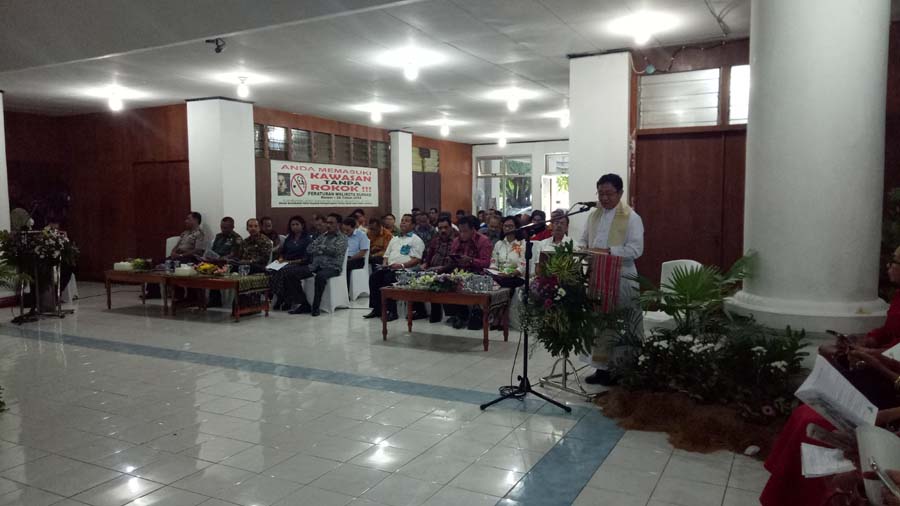 Pemkot Kupang Gelar Natal Oikumene, Pimpinan OPD Suguhkan Puji-Pujian