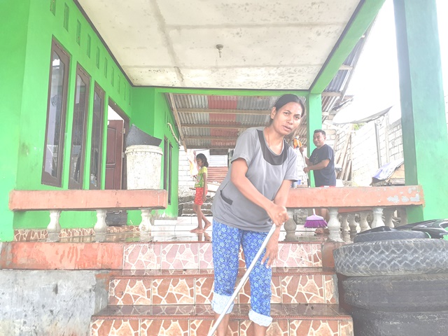 Rumah di Batuplat Terbakar, Diduga Ledakan dari Salah Satu Kamar, Semua Perabot Ludes