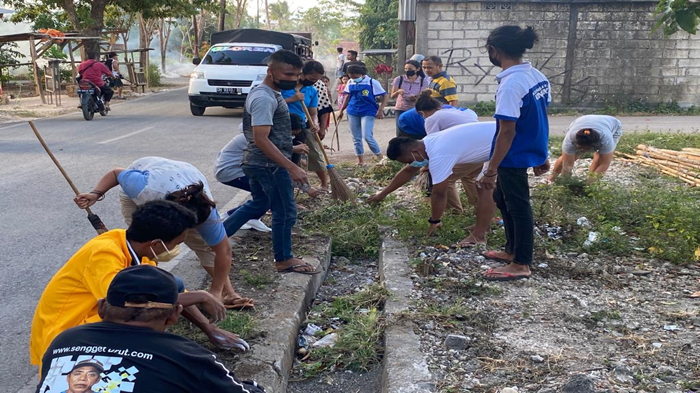 sampah-masih-bertebaran-di-kota-kupang.jpg
