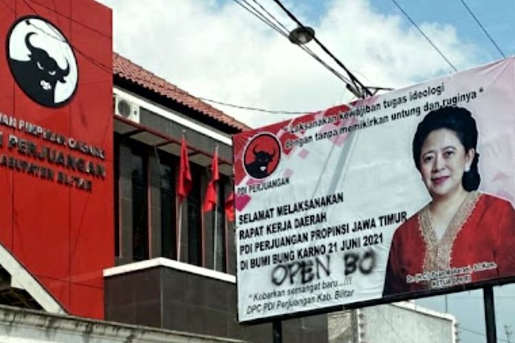 Baliho Puan Maharani Dicoreti