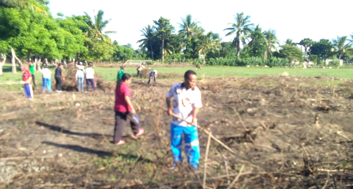 Sekda Donatus Bere Pimpin ASN Bersih Sampah di Besikama