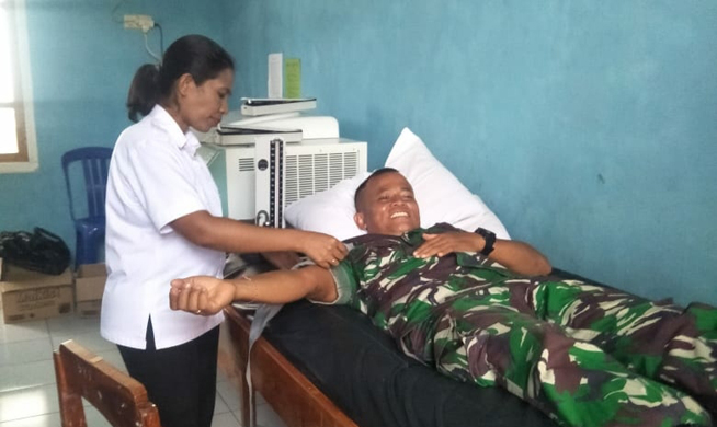 Selamatkan Pasien Sakit di Rumah Sakit Leona, Lima Anggota Kodim Donorkan Darahnya