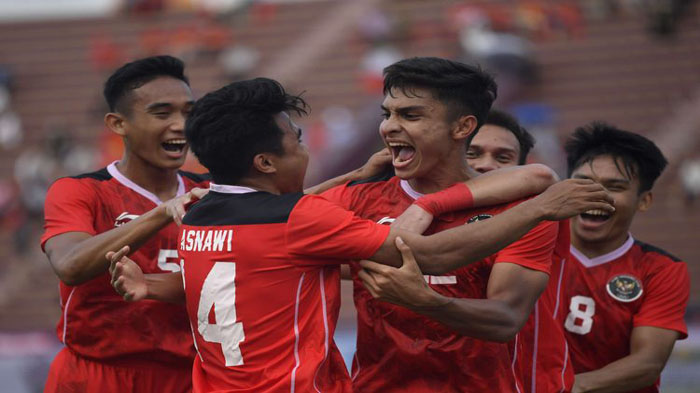 sesaat-lagi-ini-susunan-pemain-indonesia-vs-thailand-shin-tae-yong-terapkan-formasi-3-5-2.jpg
