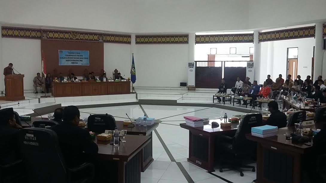 Rapat Paripurna Istimewa Pengumumunan Bupati dan Wabup Terpilih Matim Dipimpin Ketua DPRD