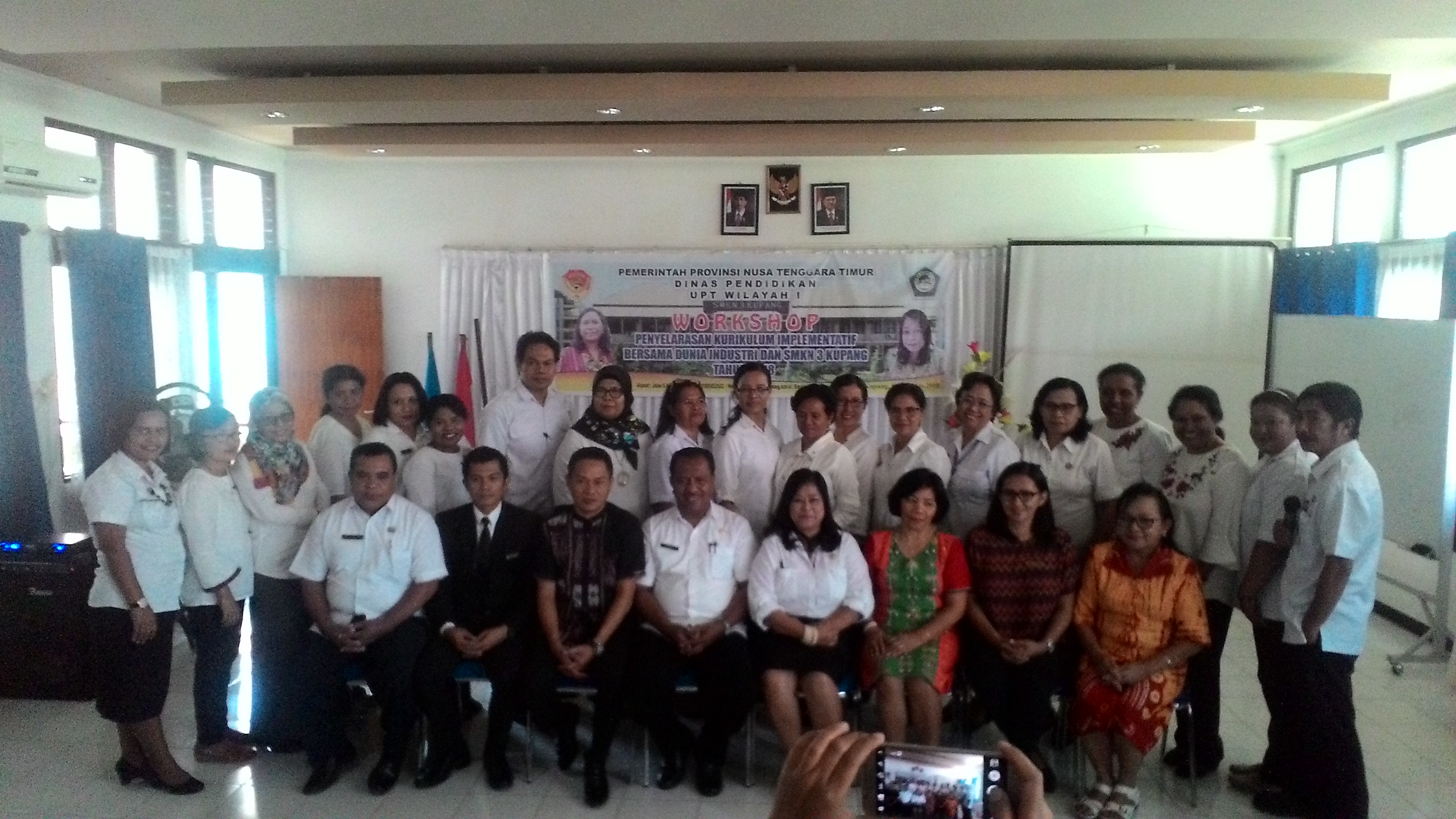 SMK Negeri 3 Kupang Selaraskan Kurikulum dengan Dunia Usaha