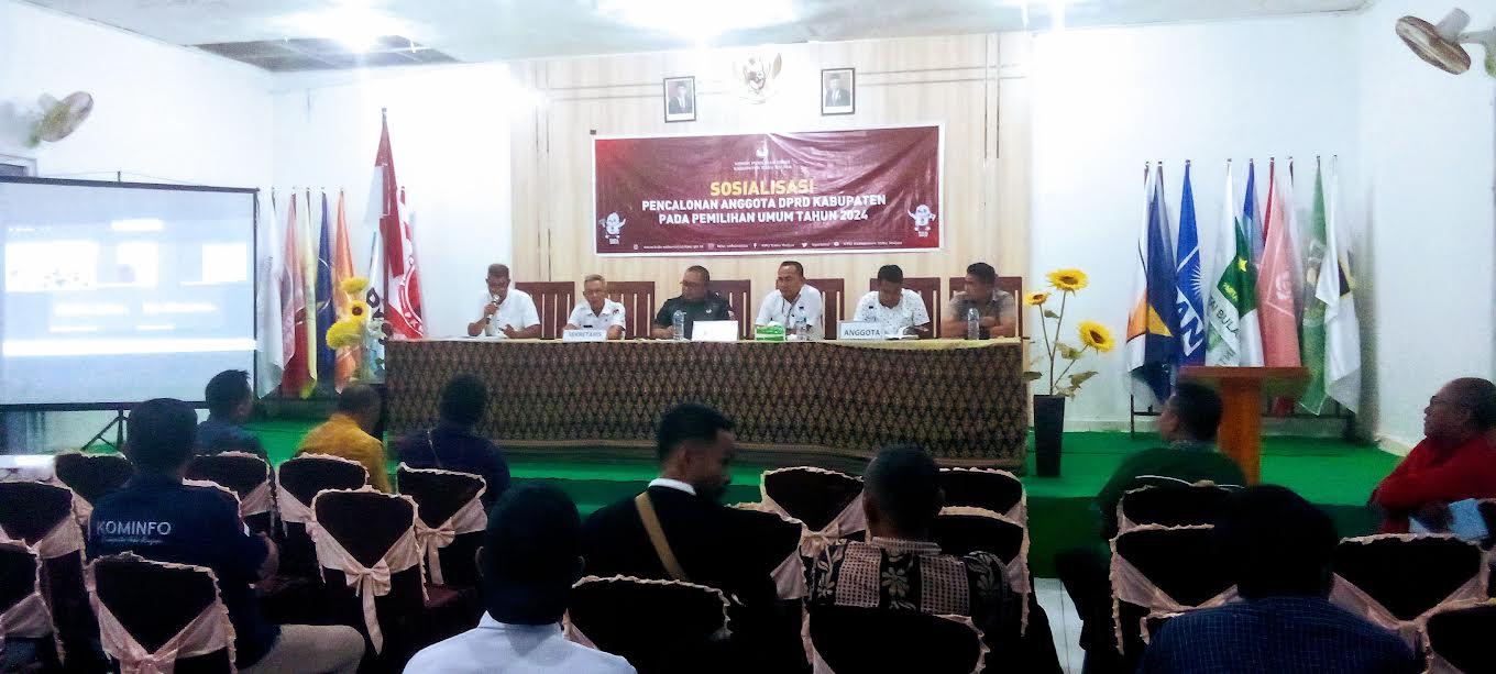 sosialisasi-pencalonan-anggota-dprd-dan-pengenalan-aplikasi-sistem-informasi-pencalonan-pada-pemilu.jpg