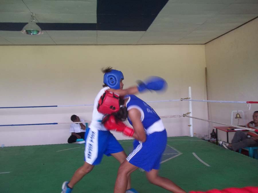 Petinju 'Baku Pukul' di Sasana