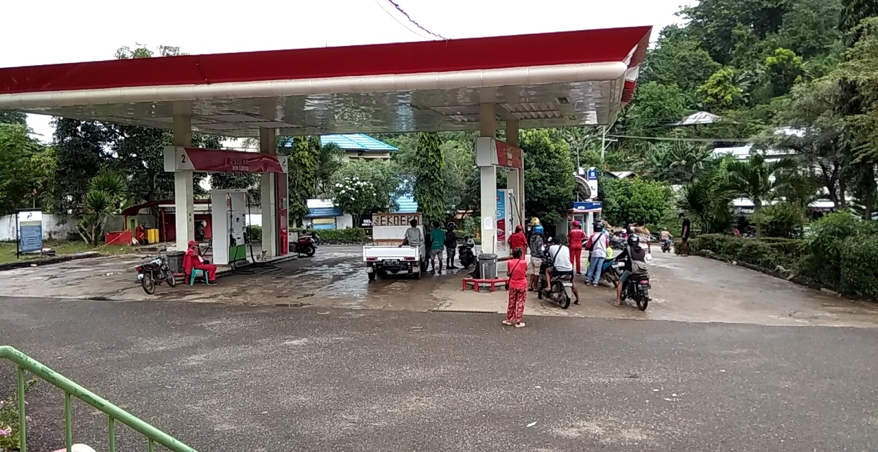 Jalan Ruteng-Reo Sempat Tertutup Material Longsor, Pasokan BBM di Labuan Bajo Lancar