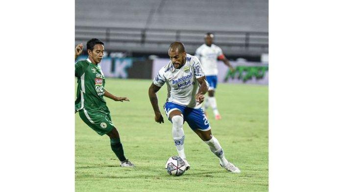 Bruno Cantanhede Mulai Mengecewakan, Persib Bandung Ganti Formasi 1 Striker? Ini Kata Robert