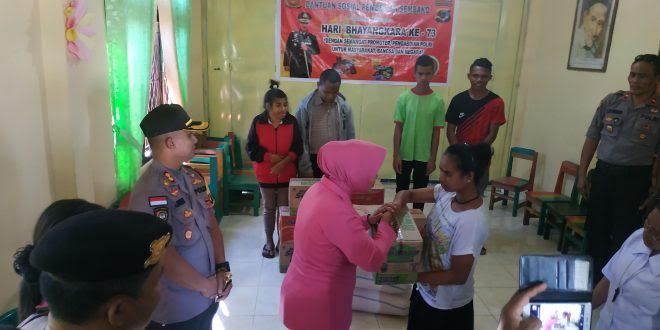 Jelang HUT Bhayangkara ke 73, Anggota Polres Ngada Sambangi Panti Asuhan Alma