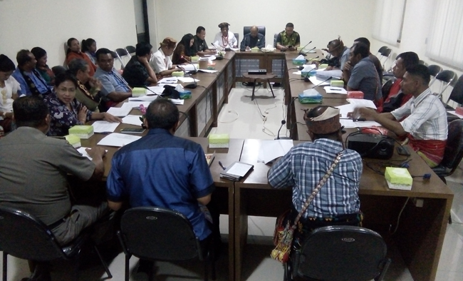 DPRD NTT Lakukan Hearing Dua Ranperda dengan Pemkab TTS