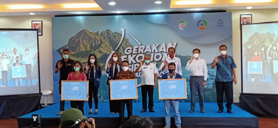 Menteri KLHK Siti Nurbaya Dukung Gerakan Ekonomi Sirkular di Pulau Komodo
