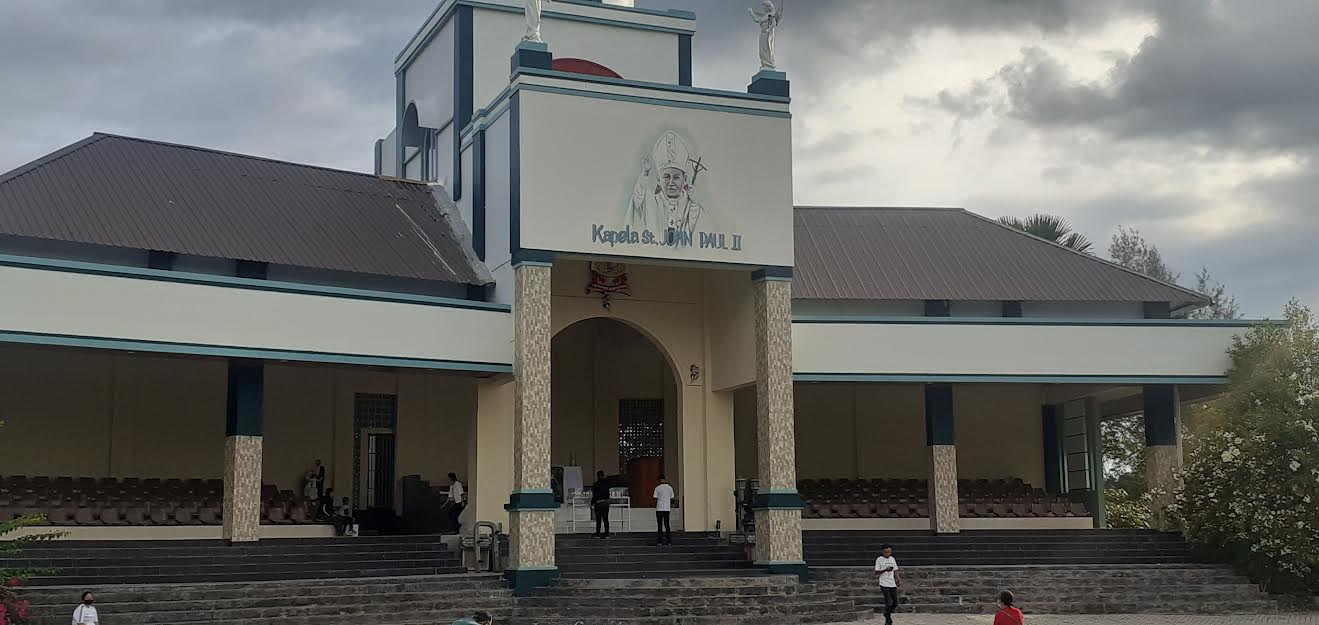 Keheningan di Taman Ziarah Yesus Maria Oebelo Kupang