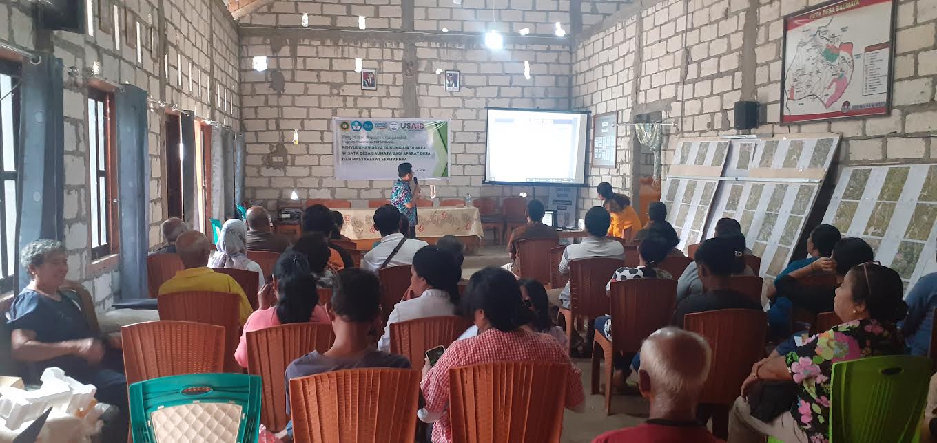 Prodi Kimia FST Undana Gandeng USAID Beri Penyuluhan Daya Dukung Air di Area Wisata Desa Baumata