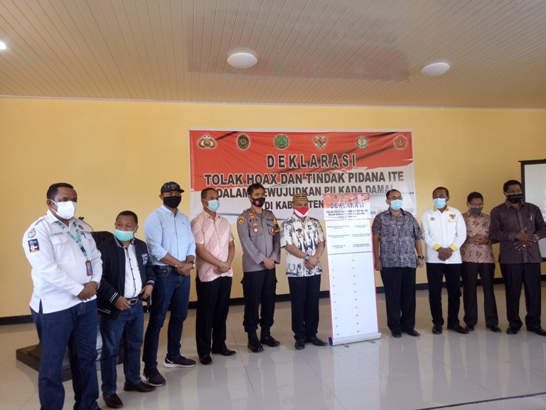suasana-saat-kegiatan-deklarasi-tolak-hoax-dan-tindak-pidana-ite-di-au.jpg