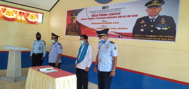 Sertijab Kepala Rutan Soe, Nixon Ingatkan Petugas Untuk Kedisiplinan Dalam Bekerja