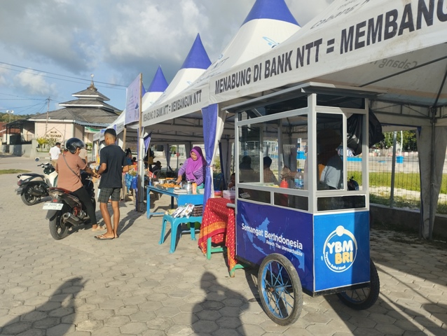 Berburu Spot Takjil di Jalan Christian Nehemia Dillak Rote Ndao
