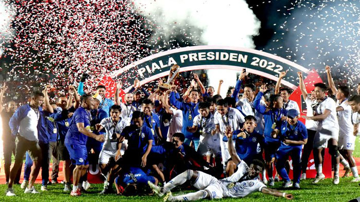 Terseok-seok di Awal Penyisihan Grup, Arema FC Juara Piala Presiden 2022