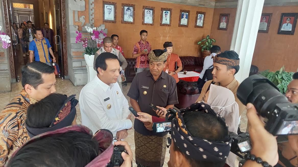 tinjau-layanan-informasi-badan-pengelolaan-keuangan.jpg