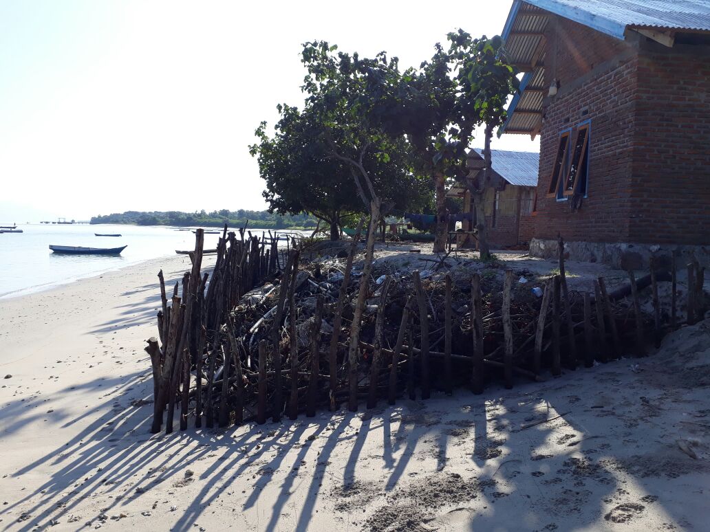 Sampah Selamatkan Rumah Irwan