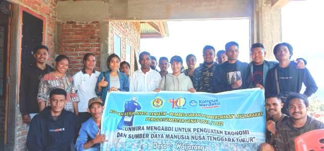 Pemerintah Desa Waijarang Menerima Mahasiswa KKNT-PPM Unwira 2021-2022