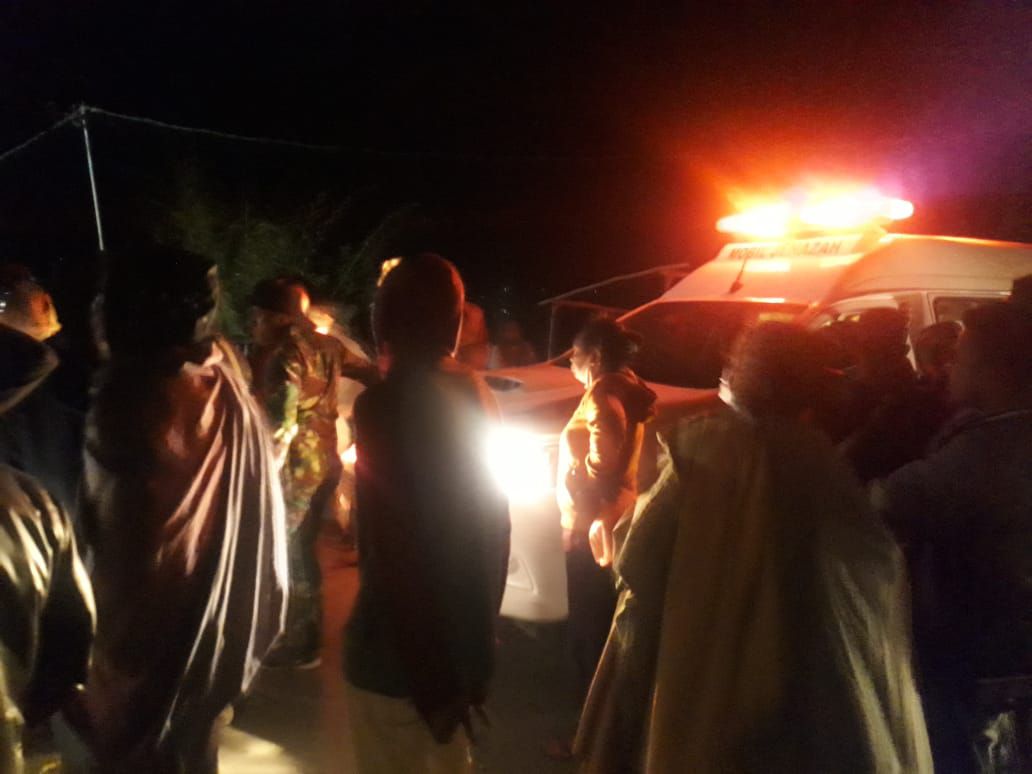 Personel Satgas Yonif RK 744/SYB Berhasil Redamkan Situasi Perebutan Jenazah di Wilayah Perbatasan