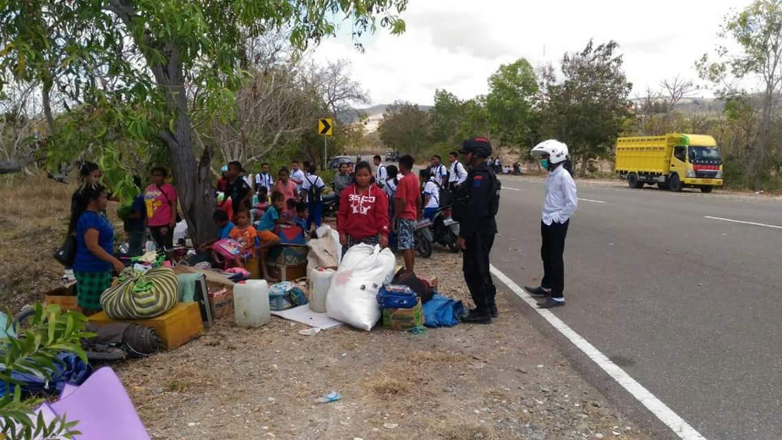 Gempa Sumba, Rima Dama Histeris Saat Gempa, Saya Langsung Lari, Saya Takut Tsunami''