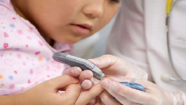 Waspada Gejala Diabetes Tipe 1 dan 2 Pada Anak, Orangtua Wajib Batasi Gadget
