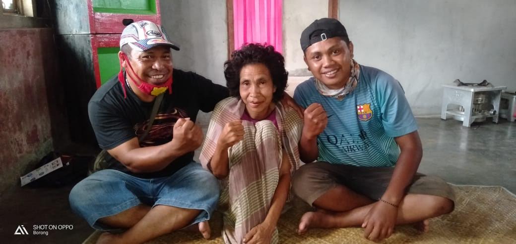 10 Warganya ODGJ, Kades di Manggarai Timur Ini Lakukan Hal Ini Setiap Hari