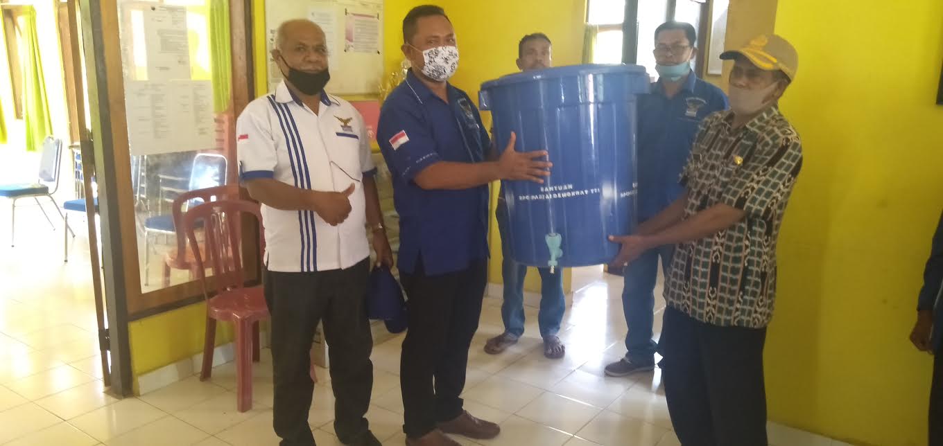 Aksi Demokrat Peduli Pencegahan Virus Corona, Berikan Bantuan Alat Cuci Tangan & Semprot Disinfektan