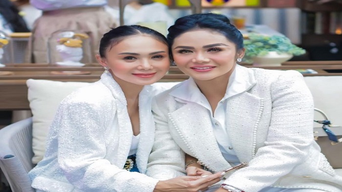 Kakak Krisdayanti Makin Kinclong di Usia 51 Tahun, Begini Cara Yuni Shara Lakukan Perawatan Diri