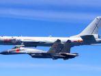 2-pesawat-tempur-china-terbang-bersama.jpg