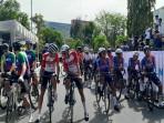 Ajang-balap-sepeda-internasional-Tour-de-EnTeTe-2025-resmi-dimulai.jpg