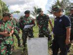Anggota-TNI-Satgas-Pamtas-Sektor-Timur-Yonif-744SYB-saat-melakukan-patroli-Patok.jpg