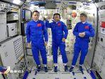 Astronot-China_030.jpg