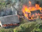 Bangunan-sekolah-negeri-di-Kiwirok-Papua-Pegunungan-dibakar-KKB-Papua.jpg