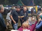 Bupati-Belu-Willybrodus-Lay-mengunjungi-Pameran-UMKM-dalam-ranga-HUT-Ke-80-RI.jpg