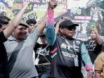 Bupati-Belu-Willybrodus-Lay-secara-melepas-ratusan-rider-dalam-kegiatan-Trabas-daratan-Timor.jpg