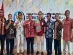 Bupati-Malaka-Dr-Simon-Nahak-bersama-OPD-pose-bersama-pejabat-kkp.jpg