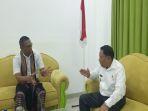 Bupati-Malaka-Dr-Simon-Nahak-diskusi-bersama-Kadis-Pertanian-Provinsi-NTT.jpg