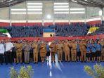 Bupati-TTS-dan-para-pejabat-Pemda-foto-bersama-usai-penyerahan-SK-Pengangkatan-PPPK.jpg