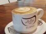 Cafe-di-Labuan-Bajo-Minggu-28-Agustus-2022.jpg