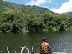 Danau-Tiwu-Sora-di-Kabupaten-Ende.jpg