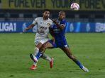 David-da-Silva-dikawal-pemain-Persik-Kediri.jpg