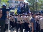 Demo-Aliansi-Cipayung-dan-Komunitas-Pick-Up.jpg